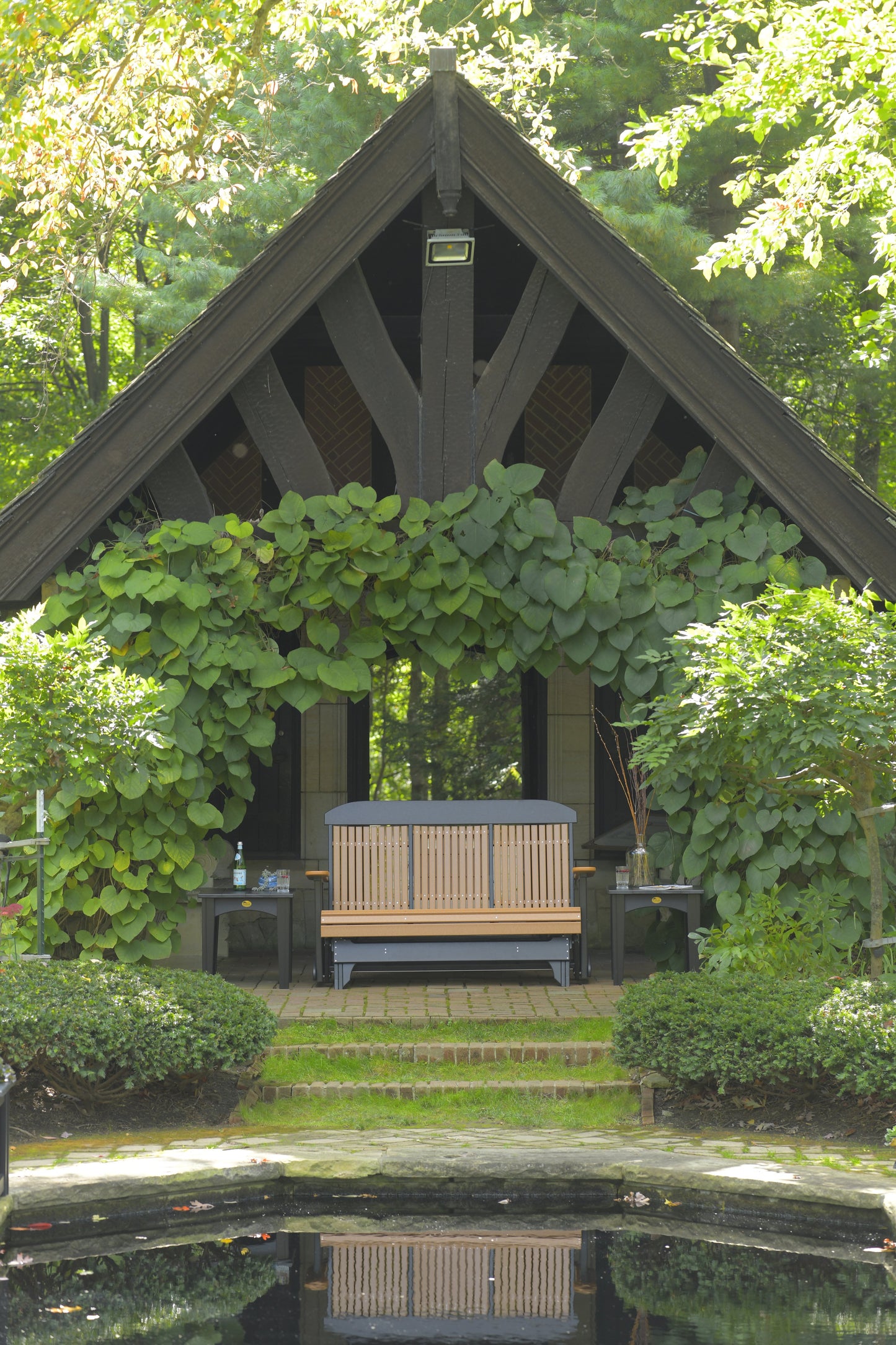 5' Classic Glider Cedar & Black