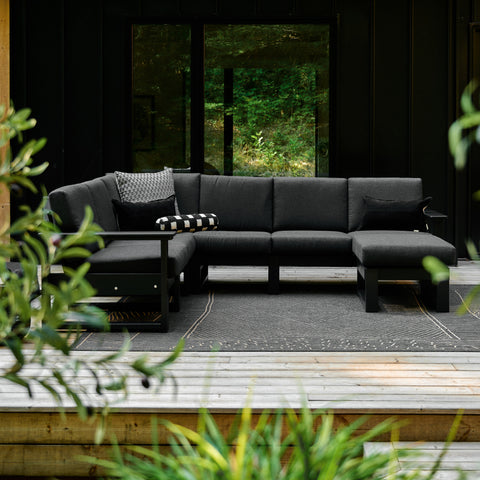 Deep Seating