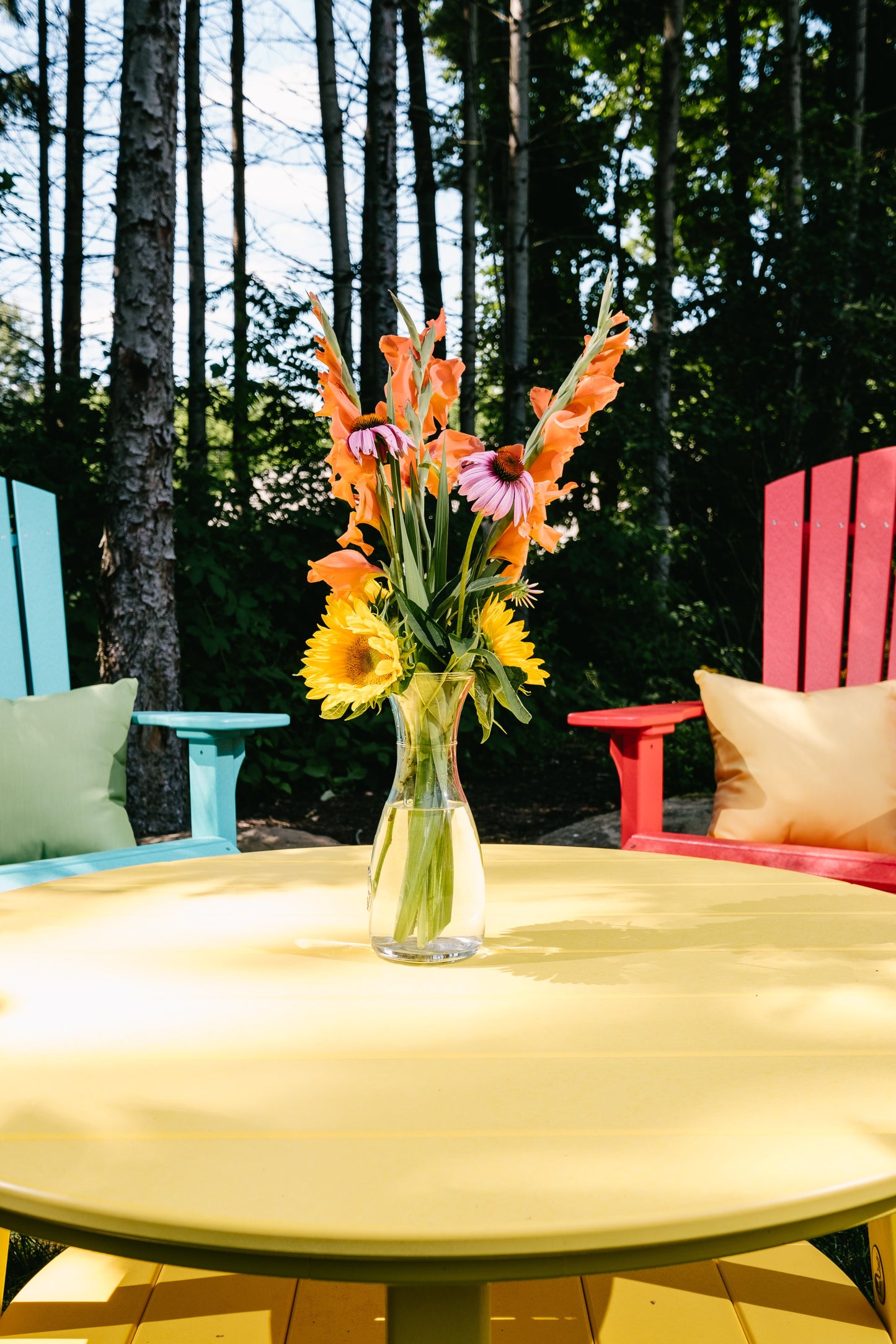 Deluxe Conversation Table Yellow