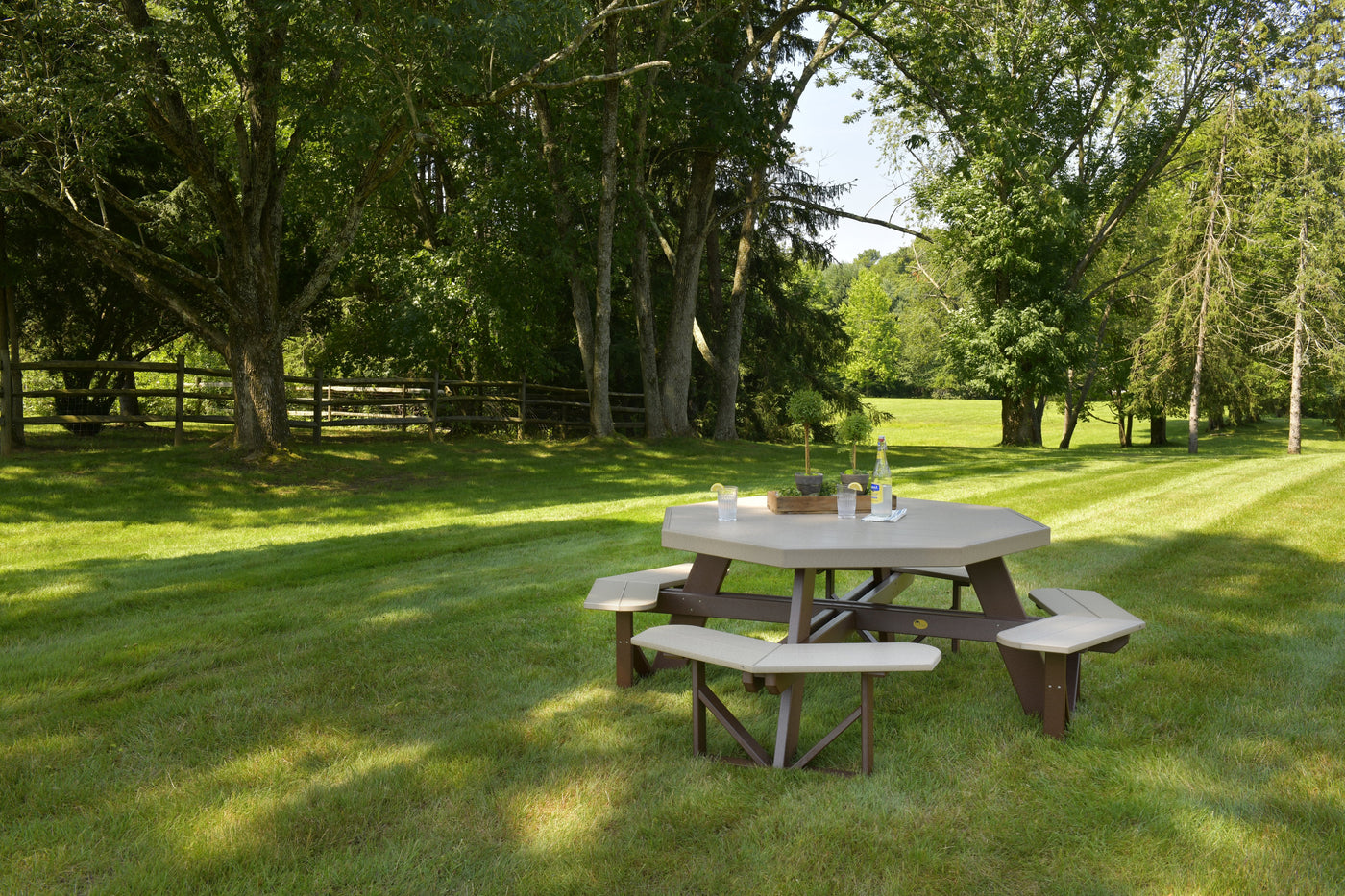 Octagon Picnic Table Weatherwood & Chestnut Brown