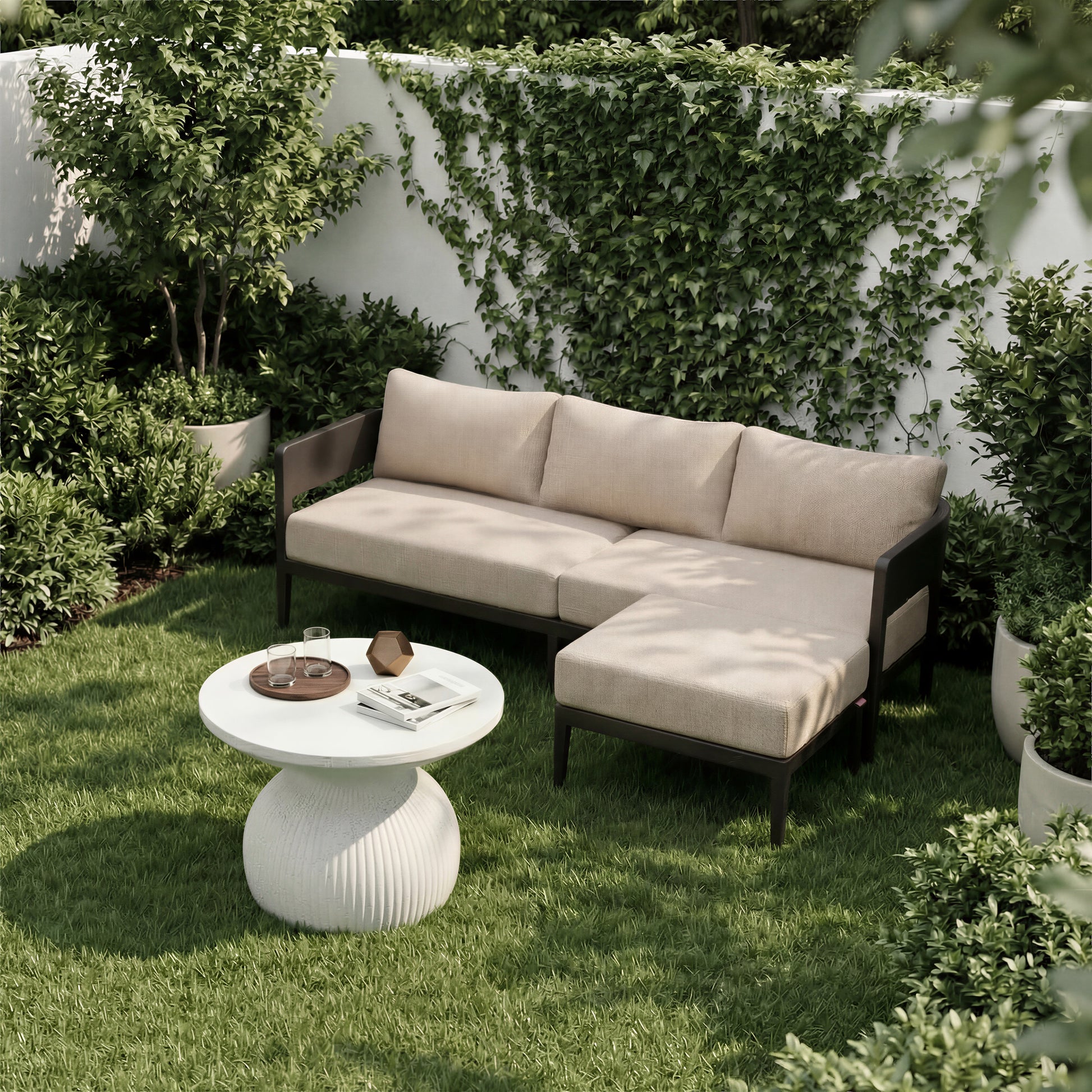 Foret Ottoman Black