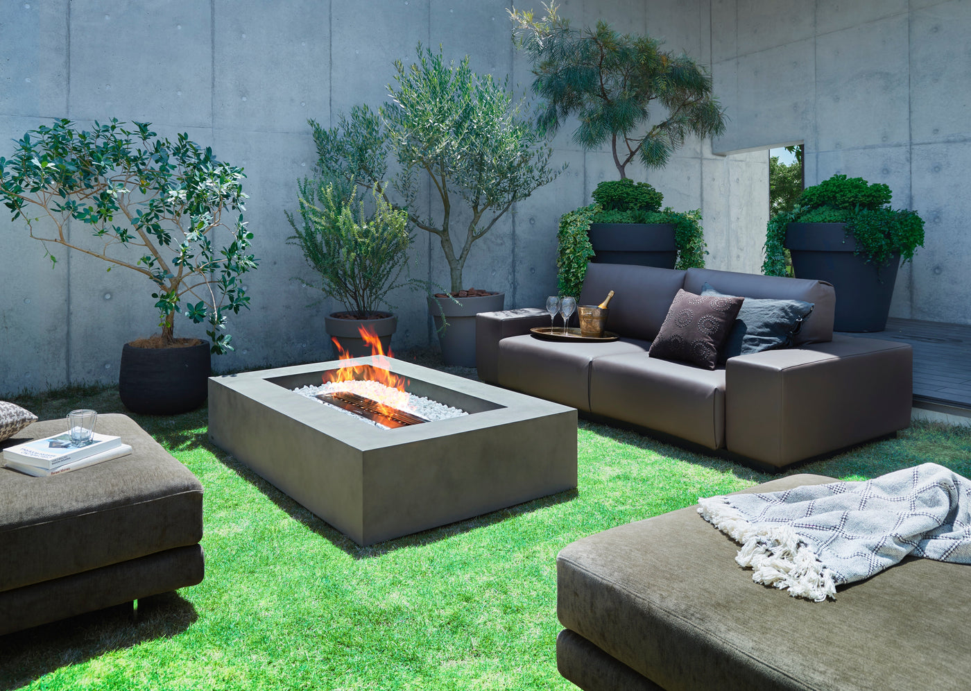 Wharf 65 Fire Table w/ Ethanol Burner